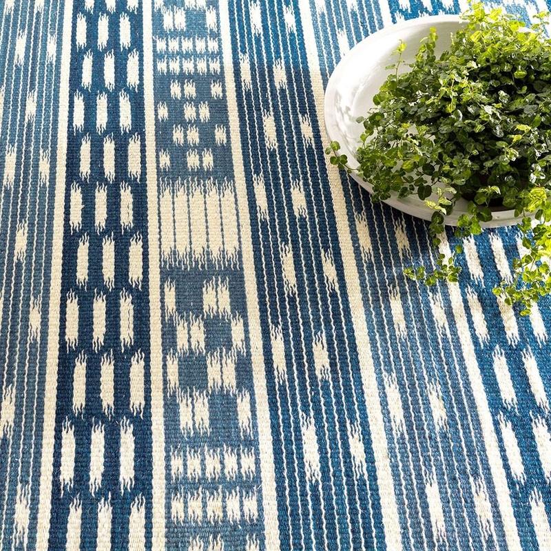 Dash and Albert Big Sur Woven Rug - Ivory/Indigo