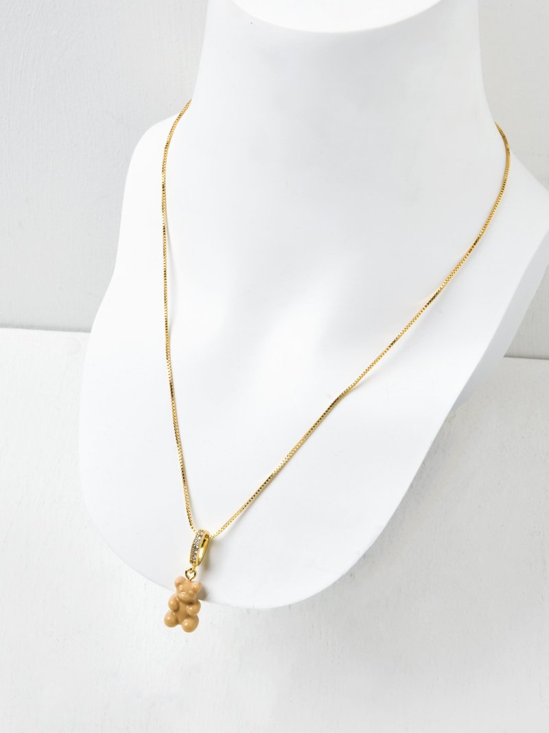 CRYSTAL HAZE NOSTALGIA BEAR PENDANT - PAVE SALT CARAMEL