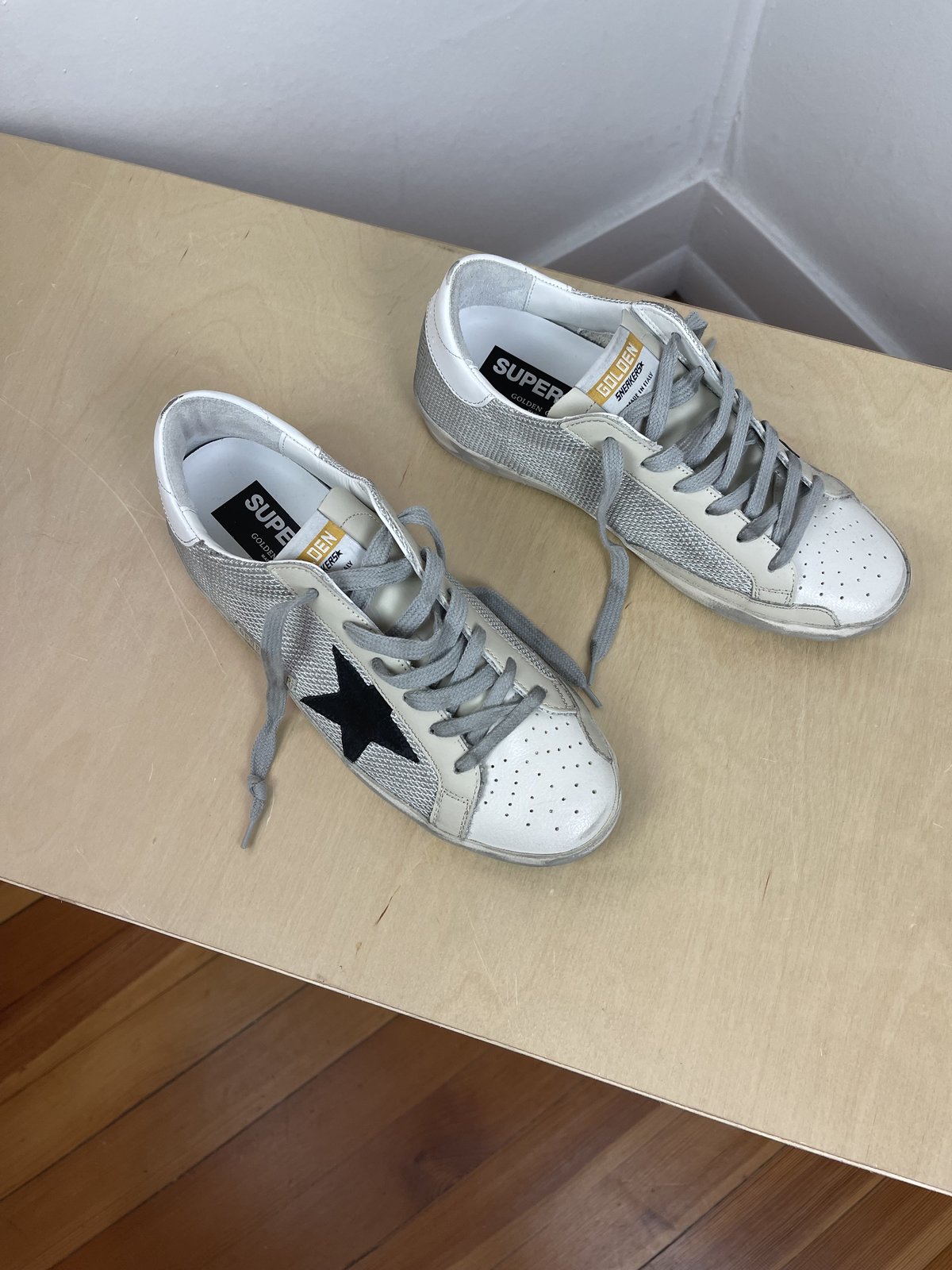 Pre-Loved] Golden Goose Super Star Sneakers - off-white