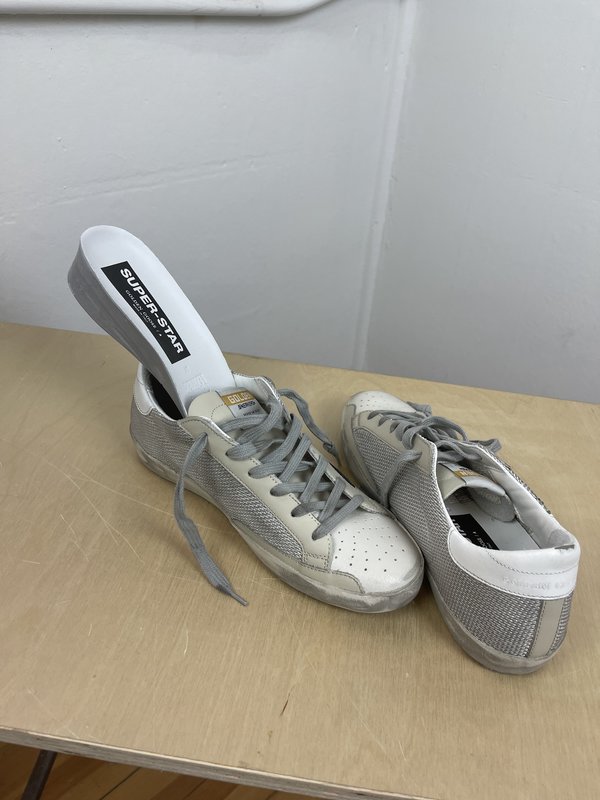 Pre-Loved] Golden Goose Super Star Sneakers - off-white