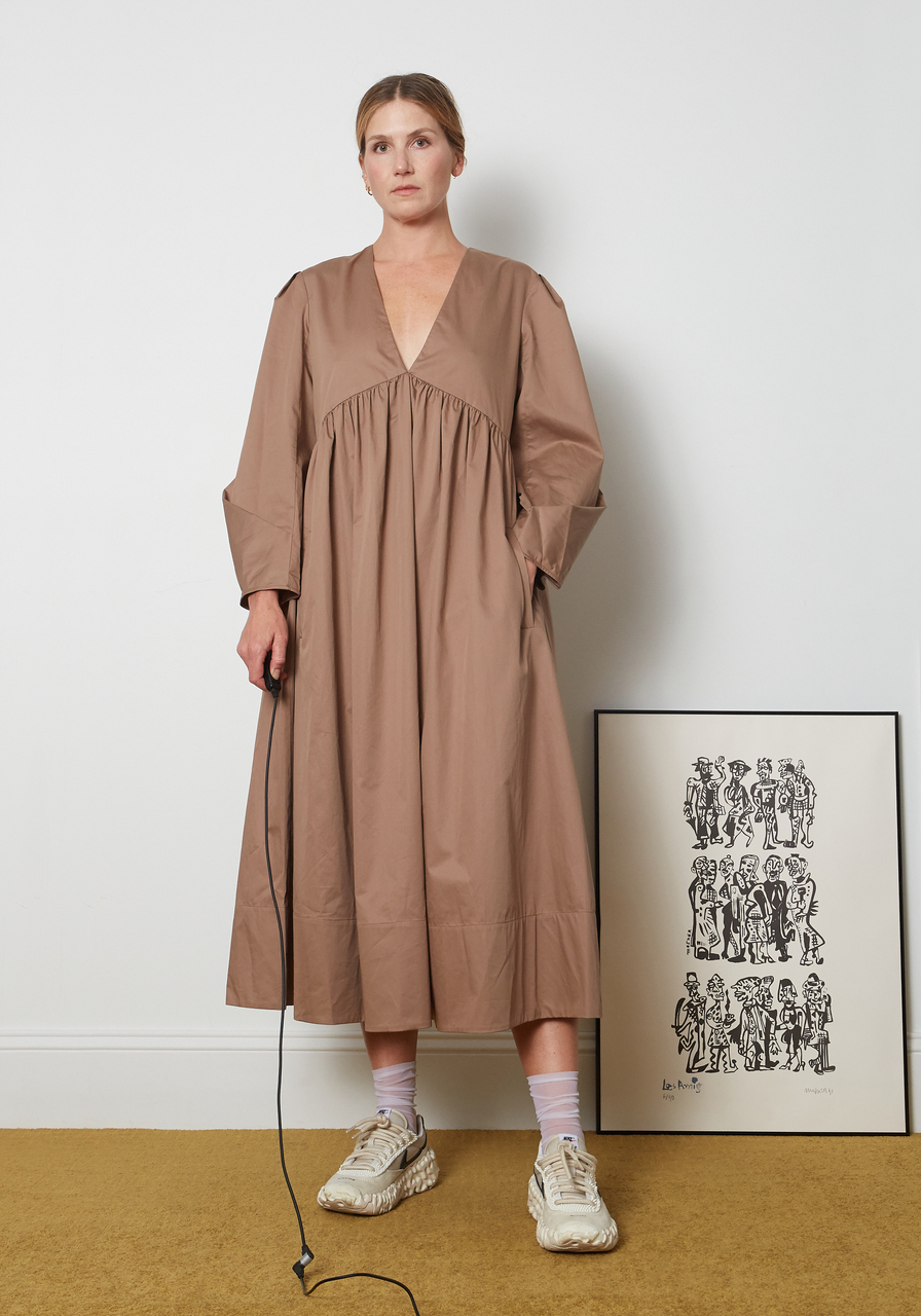 Tibi Eco Poplin Pleat Sleeve Dress - Hazelnut | Garmentory Tibi Eco Poplin Pleat Sleeve Dress - Hazelnut | Garmentory