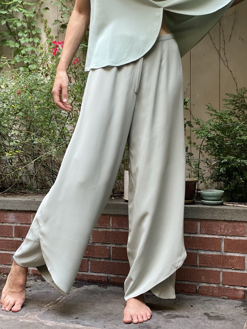 Vintage Armani 3 Piece Suit - mint | Garmentory