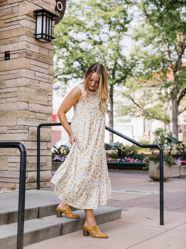 Hayden LA Crossback Floral Dress - Yellow