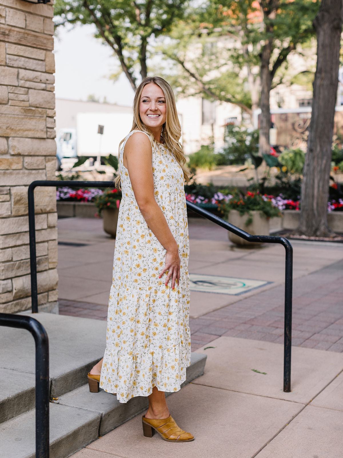 Hayden LA Crossback Floral Dress - Yellow - Image 3 of 4