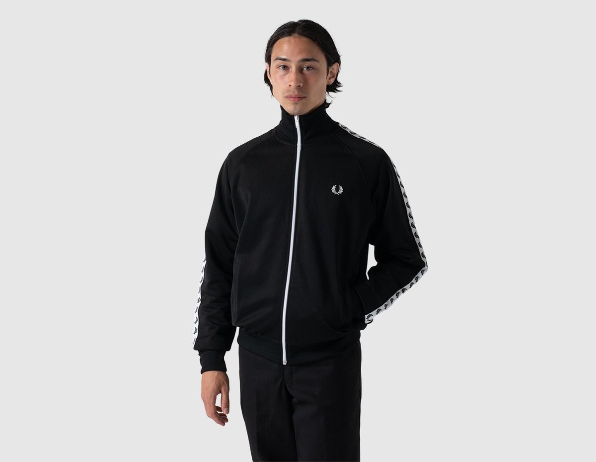 ［新品］Fred Perry taped track jacket 黒 Fred Perry Taped Track Jacket | Black