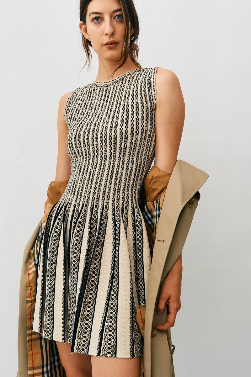 Pre-loved] Alexander McQueen Knit Mini Dress - Beige/Black