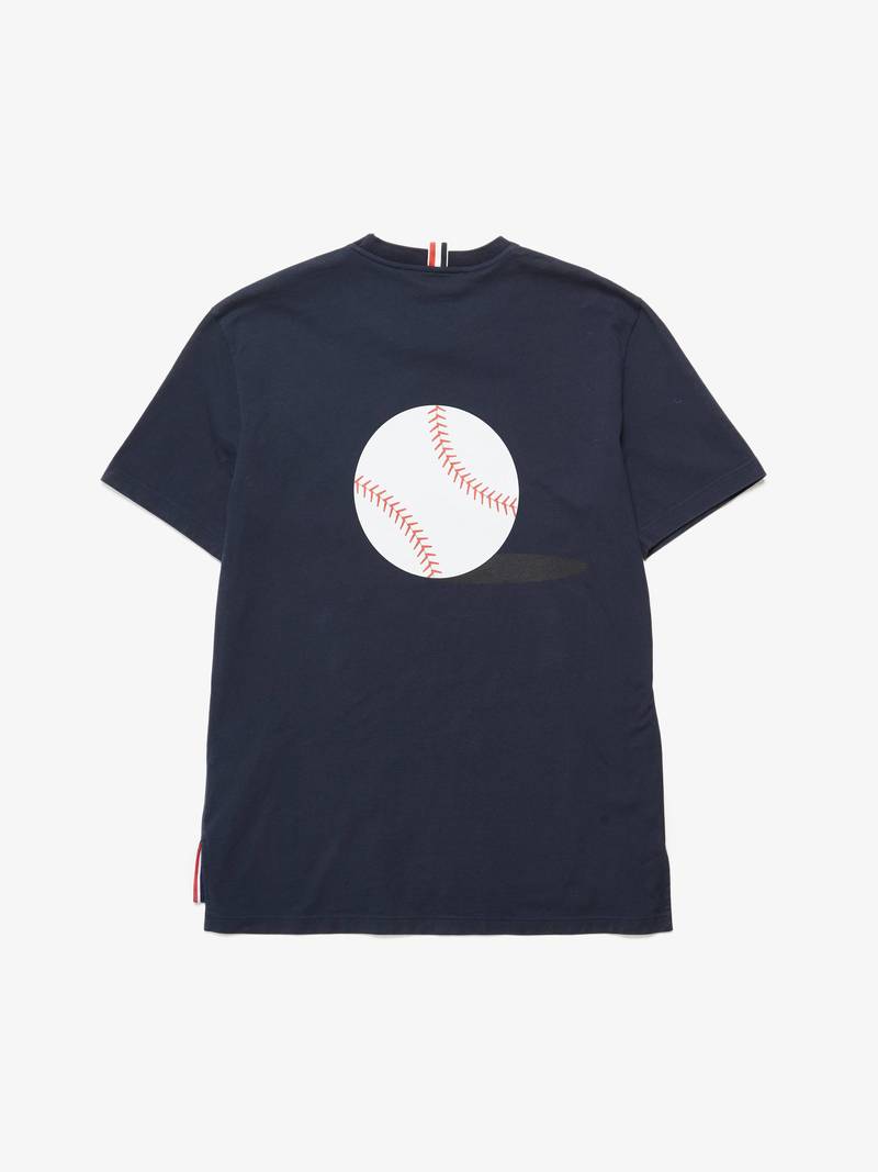 ★25SS THOM BROWNE NAVY BLUE COTTON ロゴパッチ Ｔシャツ Pre - Loved] Thom Browne Back Printed Cotton T-Shirt - Navy