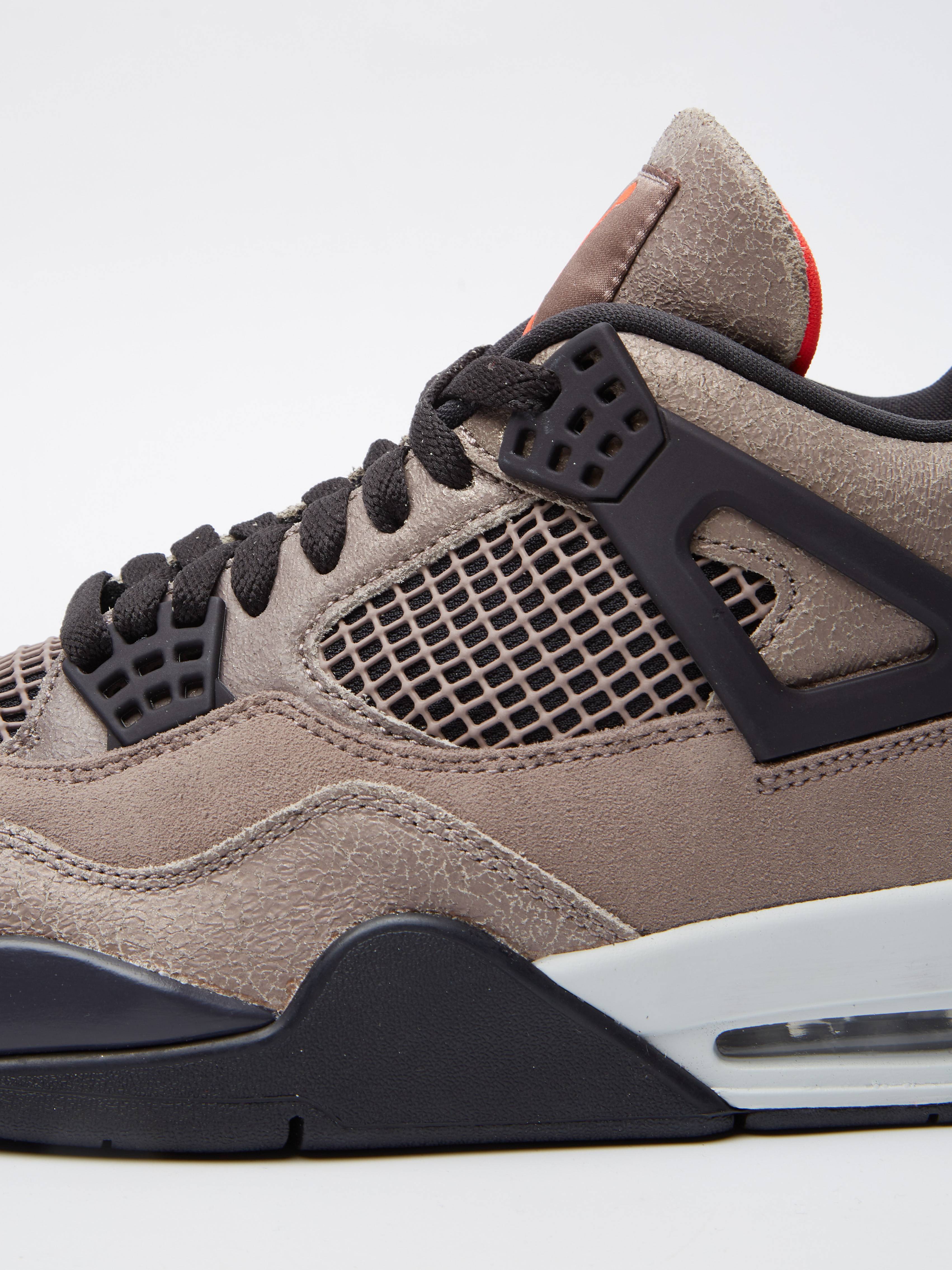 tape haze jordan 4