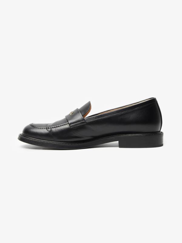 Pre - Loved] Chanel Male Logo Leather Loafers - Black | Garmentory