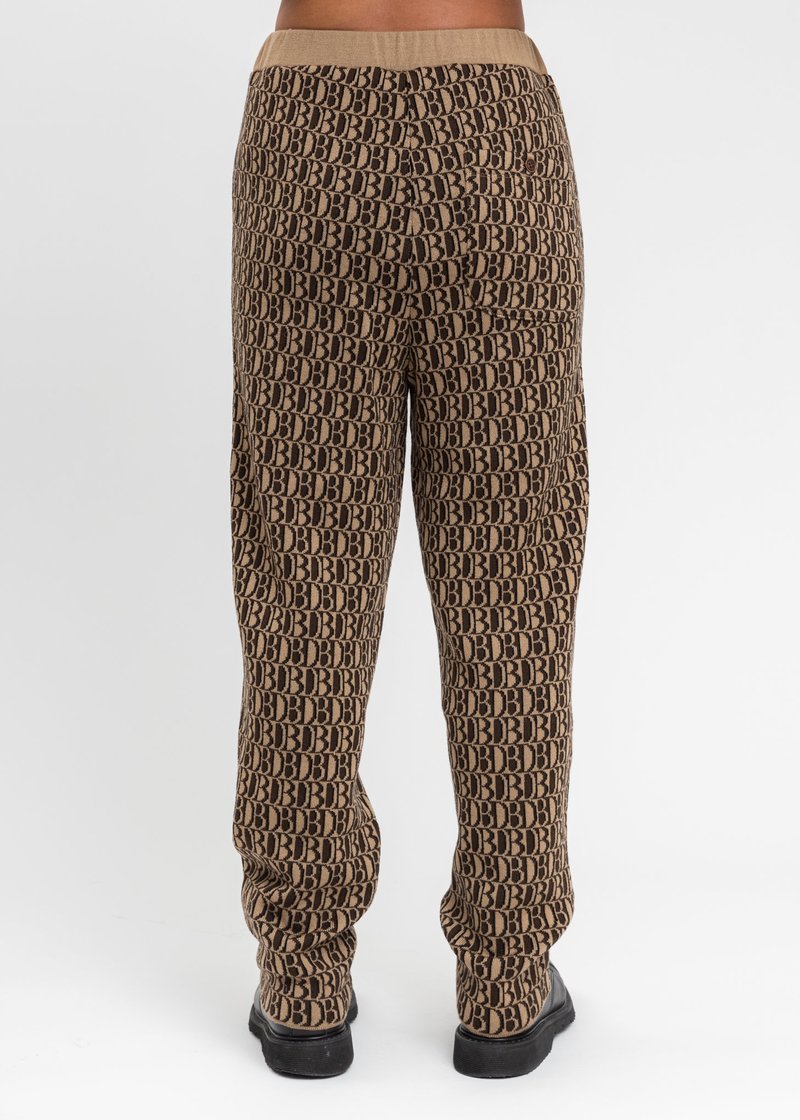 doublet【PHOTO PRINT PANTS】