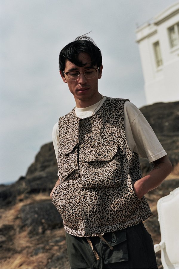 【美品】Engineered Garments Cover Vest レオパード Engineered Garments Cover Vest - Beige CP Leopard Jacquard