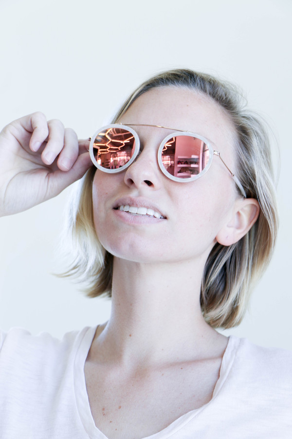 KREWE Women\'s Sunglasses - Rose Gold Krewe Camellia to Blush Rose Gold Sunglasses – Saint Bernard main image 2