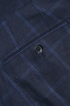 MATINIQUE Las Linen Check Short - Dark Navy MATINIQUE Las Linen Check Short - Dark Navy