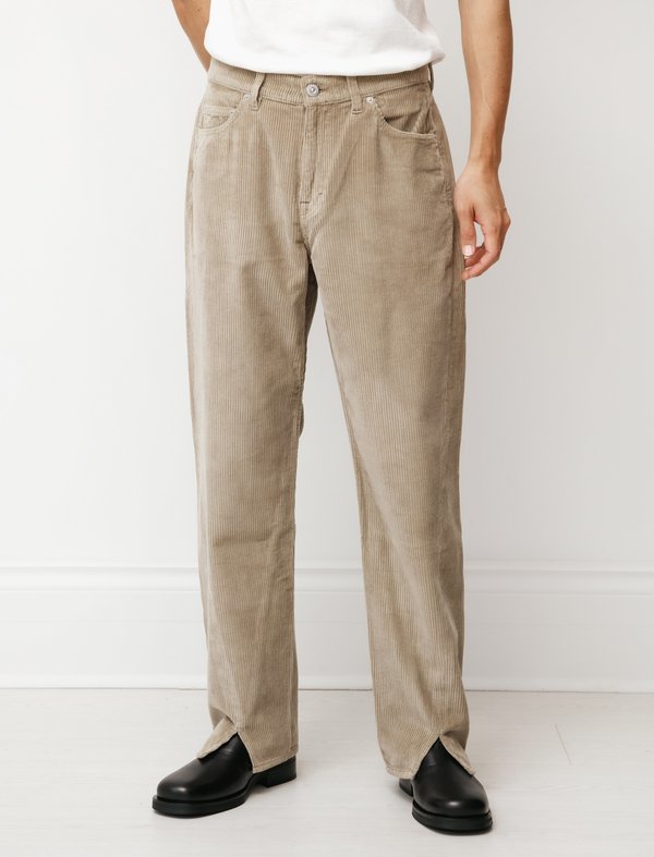 Our Legacy アワーレガシー コーデュロイパンツ Sabot Cut Our Legacy Sabot Cut Pant - Clay Grey Cord | Garmentory
