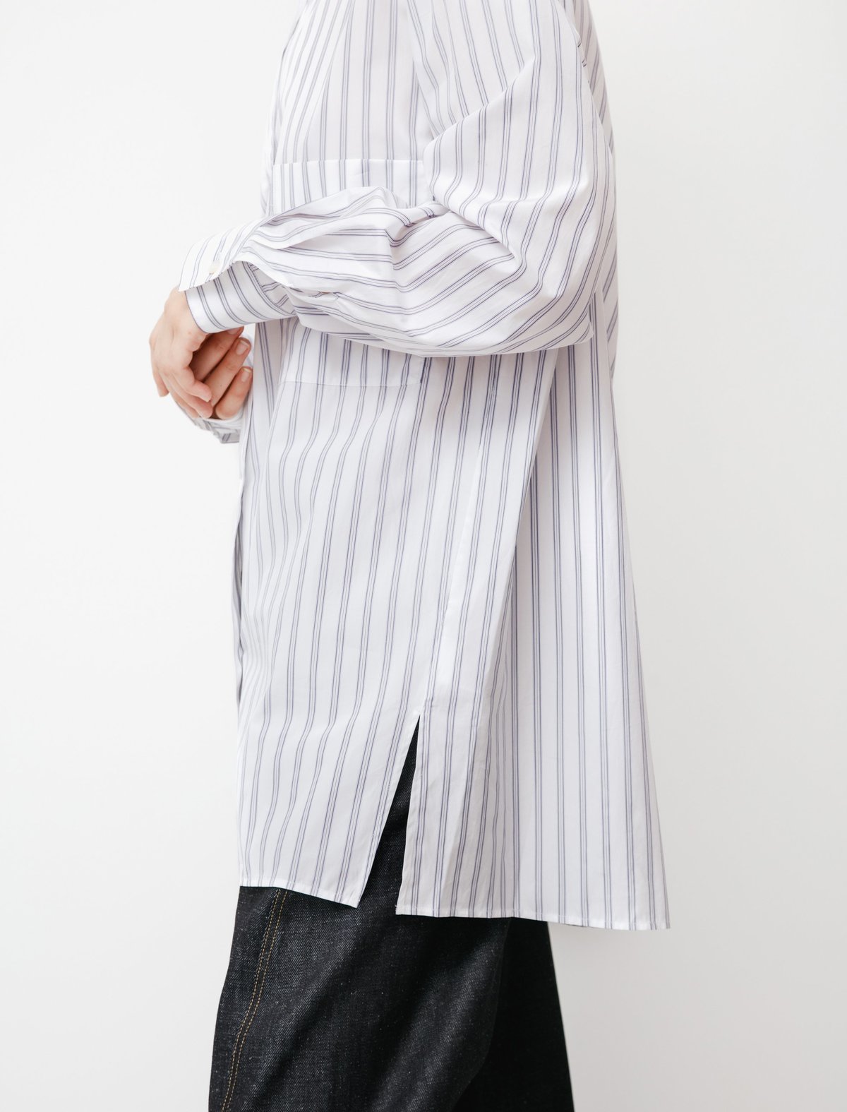 Tシャツ・カットソー STUDIO NICHOLSON LONG SLEEVE STRIPE SHIRT Studio Nicholson Wirthe Multi Stripe Shirt - White | Garmentory