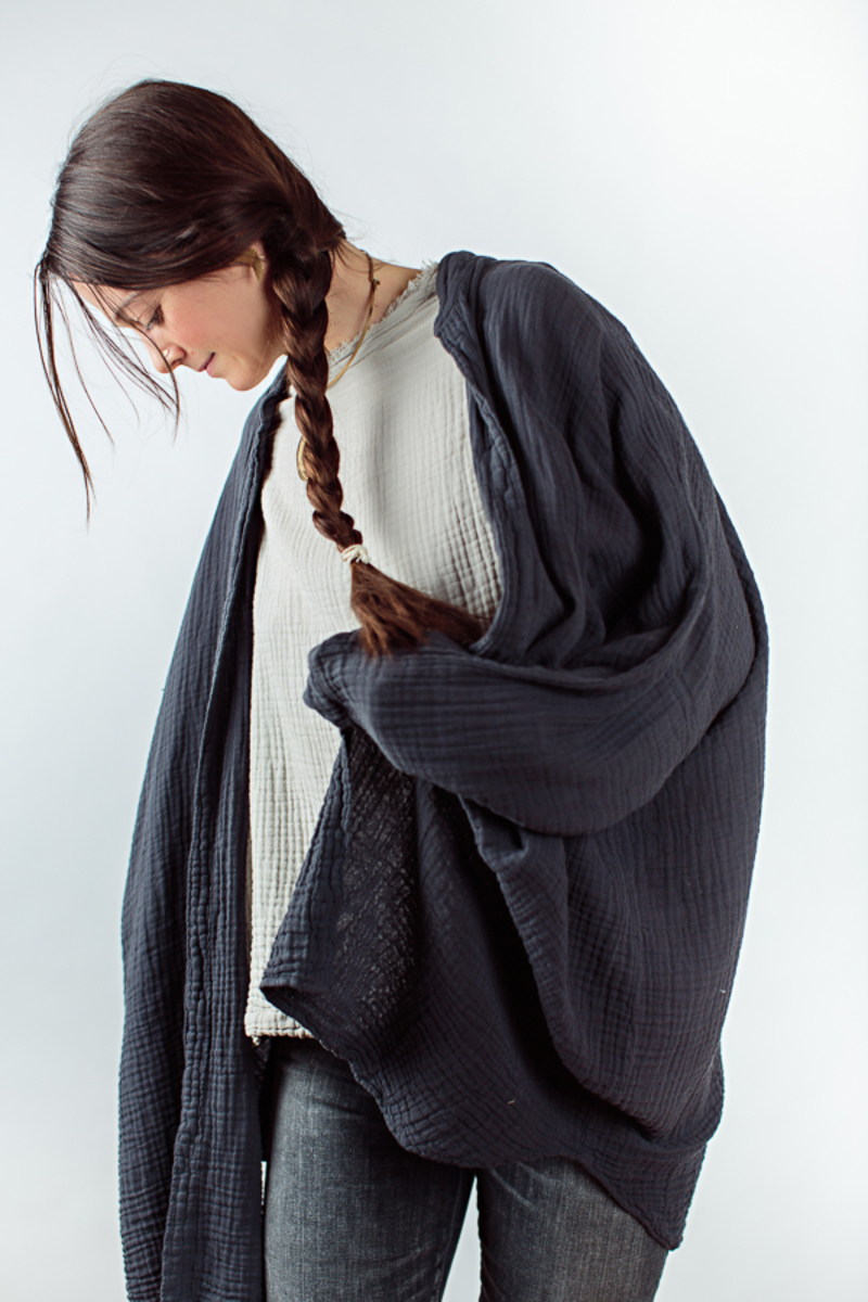 BLACK CRANE ブラッククレーン　スクエアシャツ Black Crane Ripple Finish Shirt | Garmentory