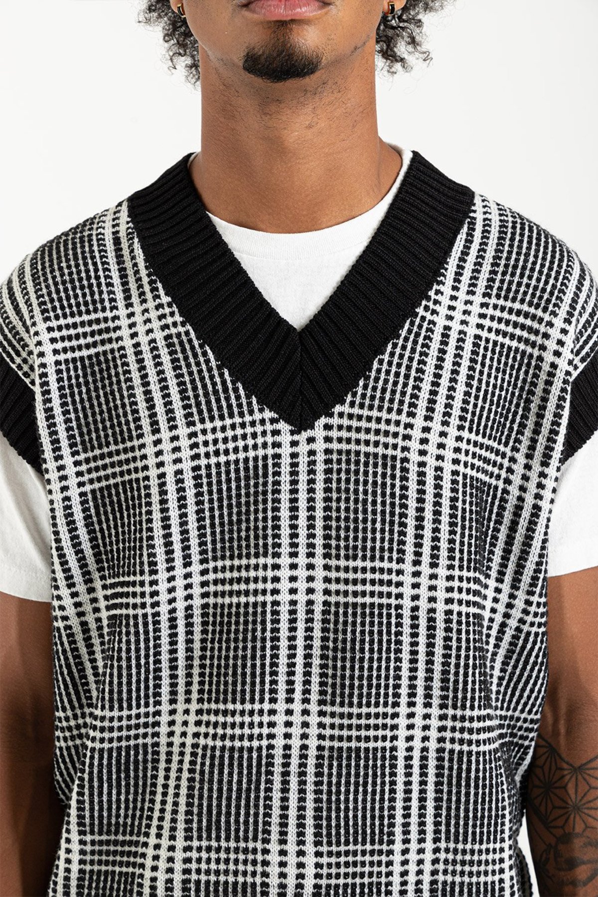 Schnayderman's Wool Check Vest - Black/White - Image 5 of 8