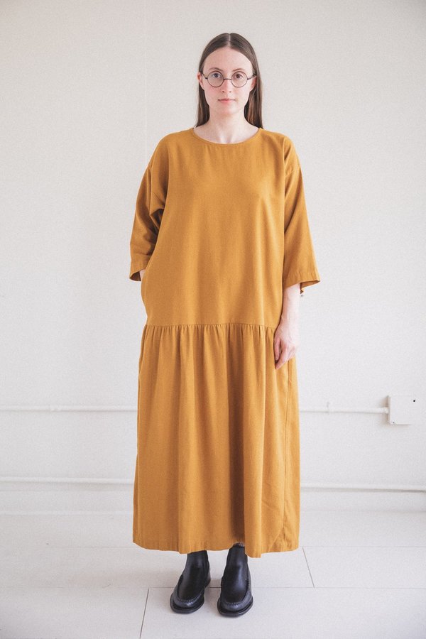 Black Crane EASY DRESS - GOLD COTTON FLANNEL | Garmentory