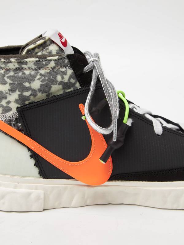 PRE-LOVED READYMADE X Nike Male Blazer Mid Sneakers White/Black