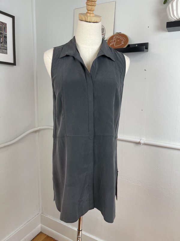 Vintage Ecru Silk Sleeveless Tank - Gray Vintage Ecru Silk Sleeveless Tank - Gray