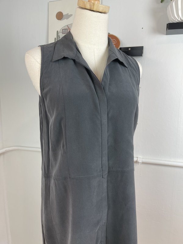 Vintage Ecru Silk Sleeveless Tank - Gray Vintage Ecru Silk Sleeveless Tank - Gray
