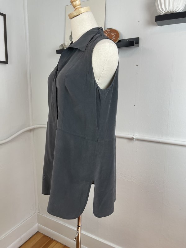 Vintage Ecru Silk Sleeveless Tank - Gray Vintage Ecru Silk Sleeveless Tank - Gray
