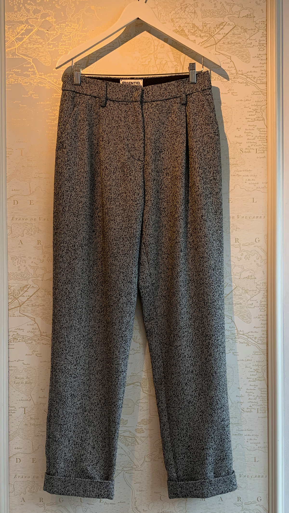 Essentiel Antwerp Acorn Pleated Pants - Image 2 of 4