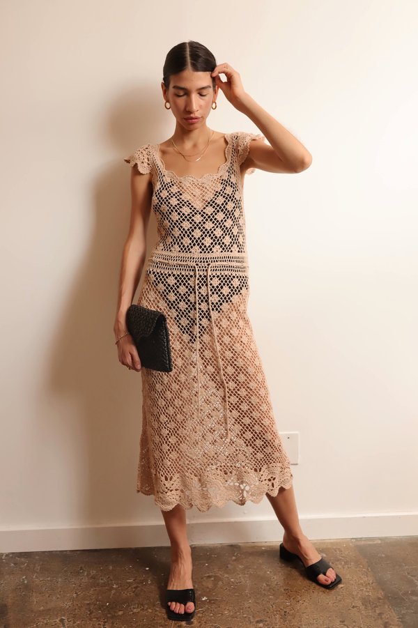 graduation midi dress | Mila Jacquard Plunge wedding dress boho sleeve Teri Jon By Rickie Size:3