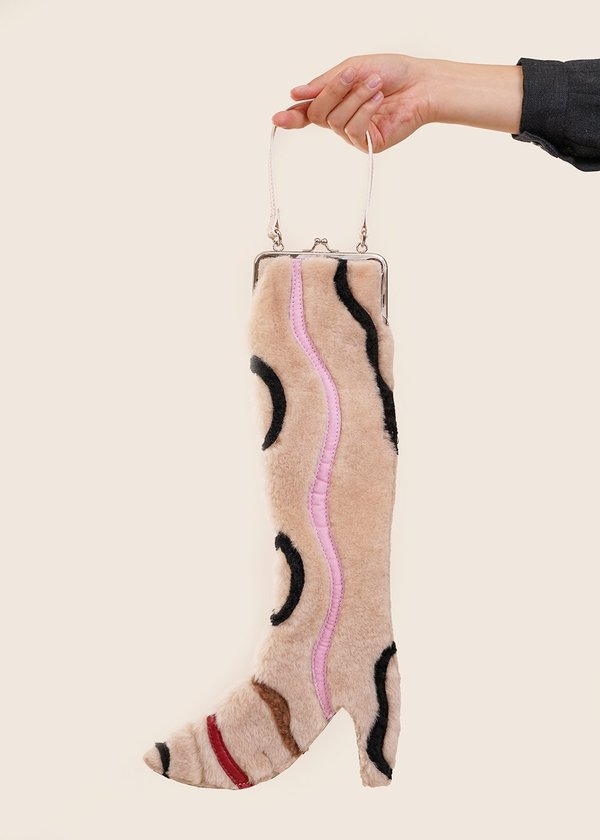 Dauphinette Swiss Roll Cuissarde Bag - Cream shearling