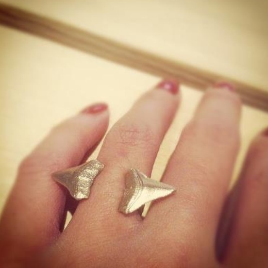 The KARCHEROS Double Incisor Ring The KARCHEROS Double Incisor Ring