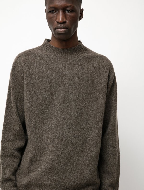 Margaret Howell Merino Cashmere Bark Twist Saddle Neck - Gray