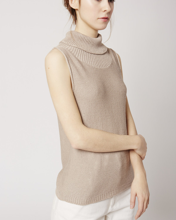 Baserange Sahara Turtleneck - Libra