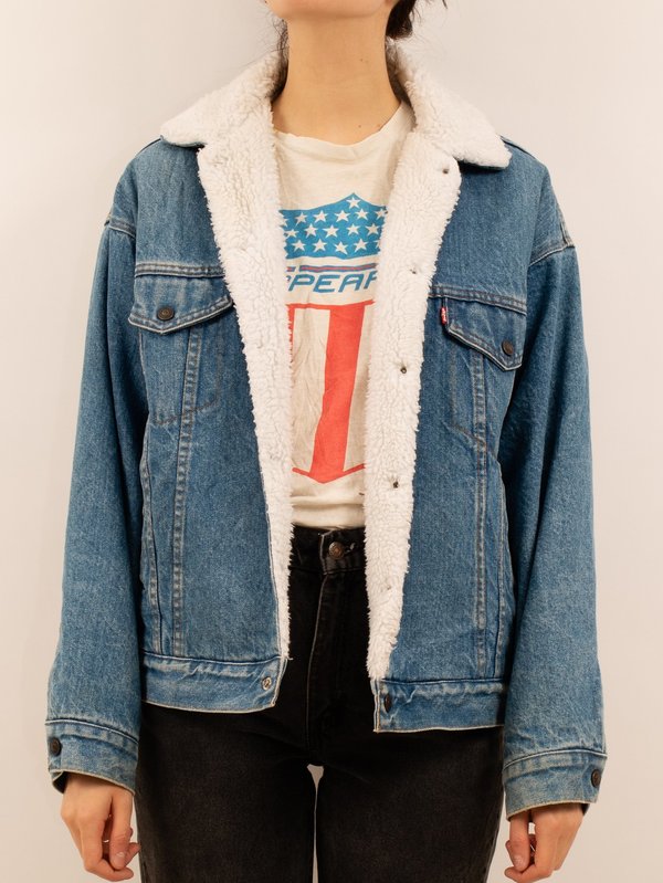 levi's fluffy jacket