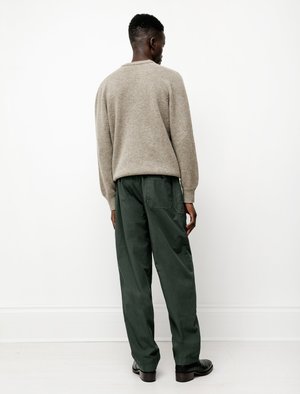 美品 LEMAIRE TRENCH PANTS 21AW Lemaire Trench Pants - Forest | Garmentory