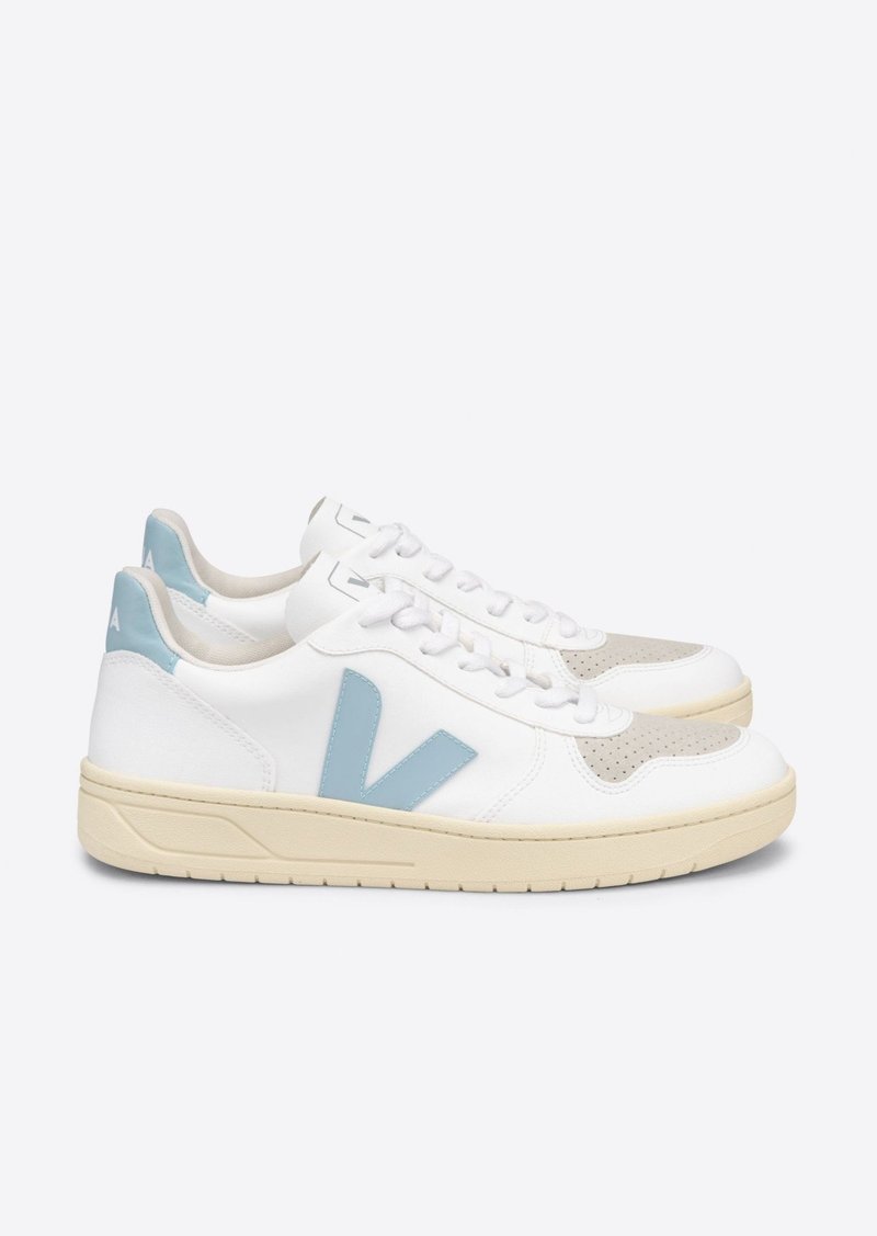 【VEJA】V-10 C.W.L｜White Steel Butter Sole VEJA V-10 CWL sneakers - White/Steel Butter Sole | Garmentory