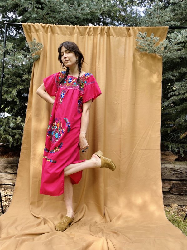 embroidered bee dress Honey Bee Embroidered Midi Dress Navy / 6 (AU) main image 0