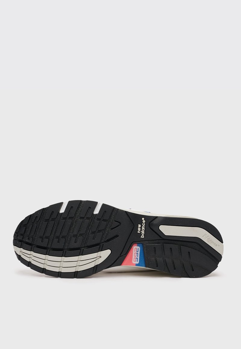 New Balance M992EC Sneakers - White/Navy | Garmentory