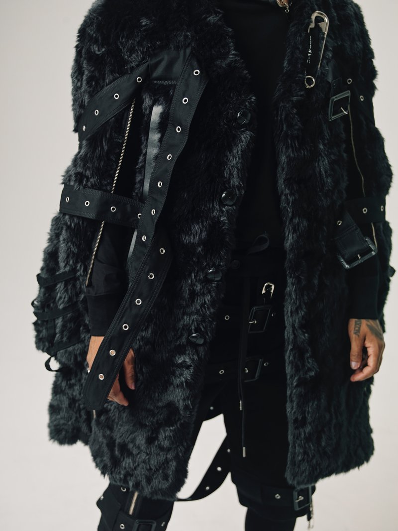 TAKAHIROMIYASHITA The Soloist. Music Staff Strapped Faux Fur