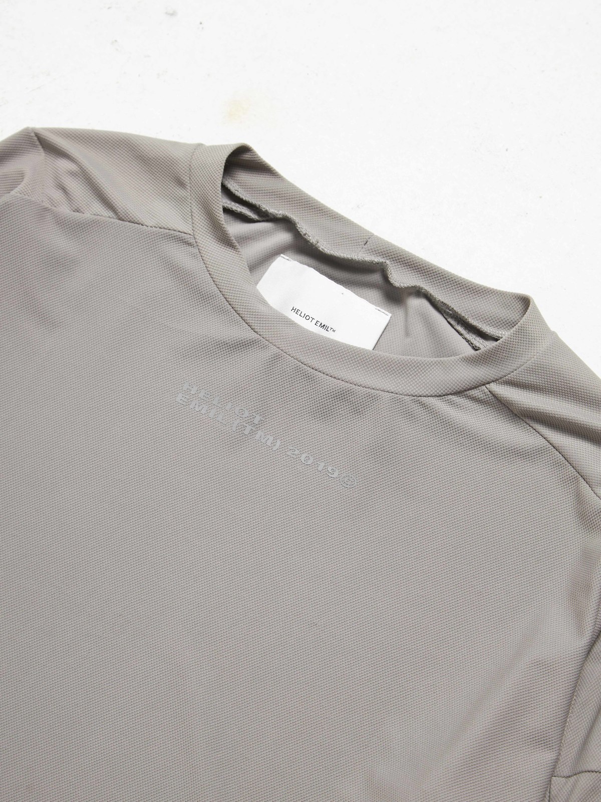 PRE-LOVED Heliot Emil Male Sleeve Detailed Logo Printed Nylon