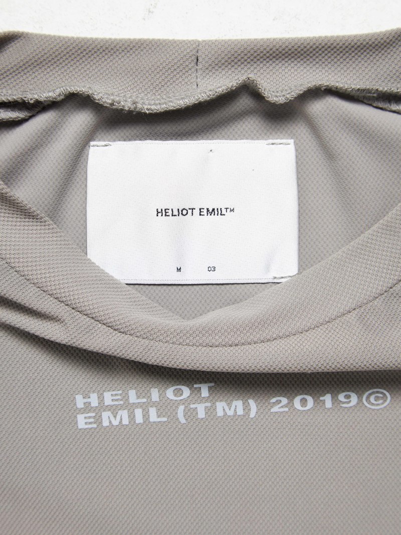 PRE-LOVED Heliot Emil Male Sleeve Detailed Logo Printed