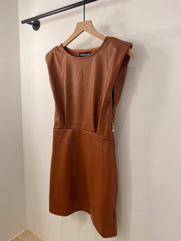 slim fit dress slacks Calvin Klein Leather Skirt Set – Via Davia Vintage