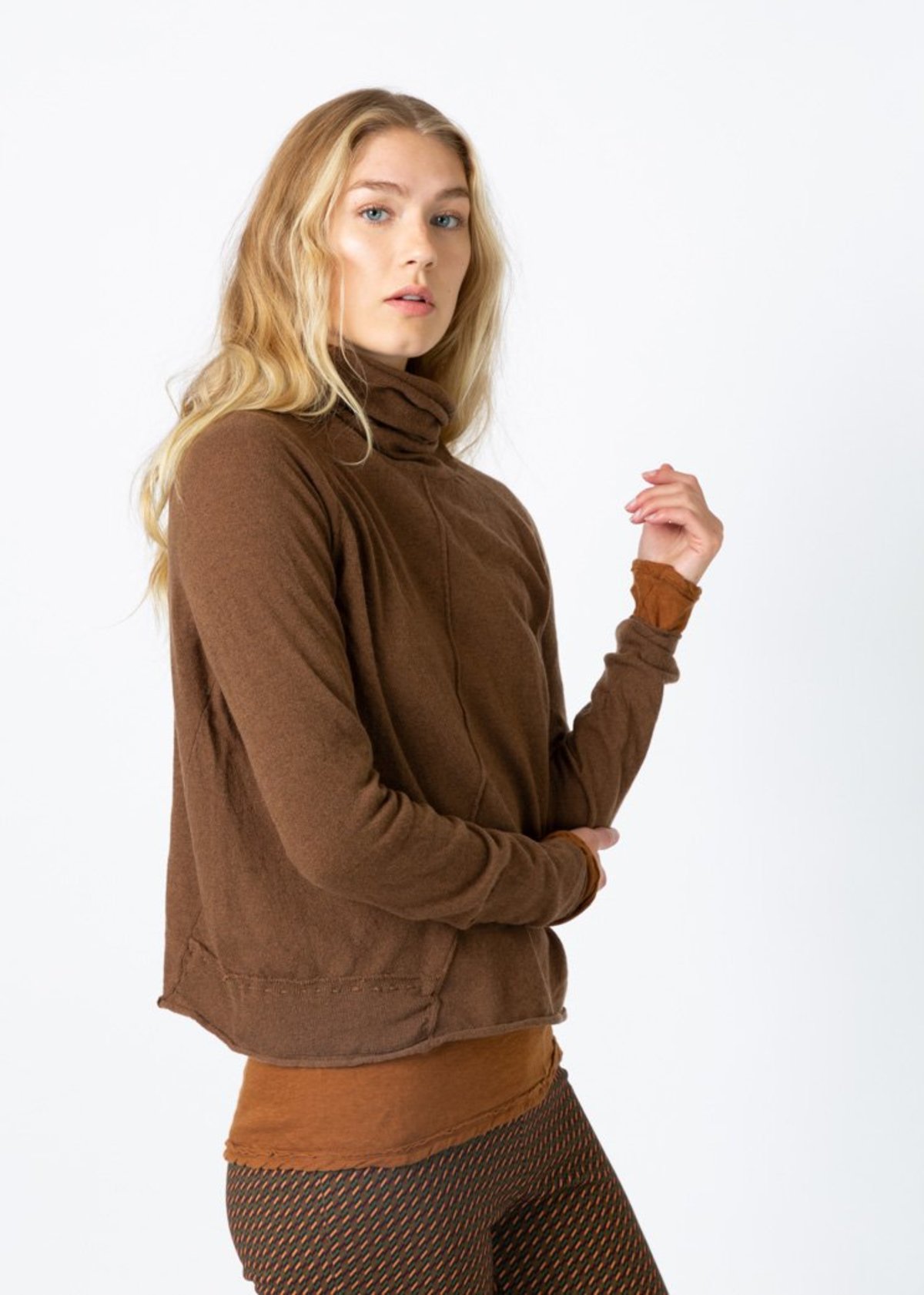 MJ. Watson High Neck Cashmere Sweater - Spice - Image 5 of 5