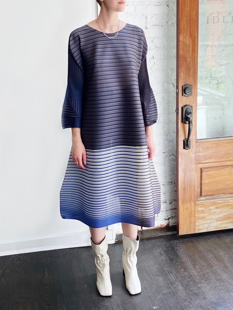 Pleats Please by Issey Miyake Alt Ray Tunic - Black | Garmentory