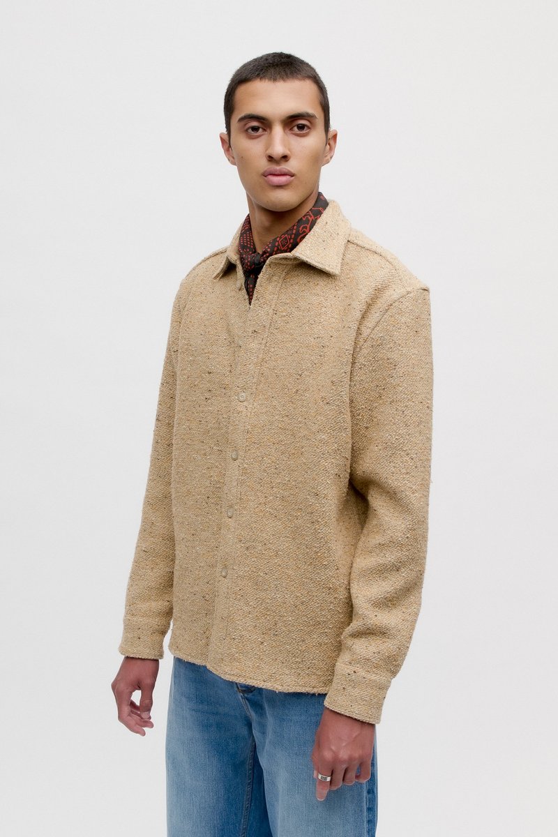 A Kind of Guise Dullu shirt - curly sheep