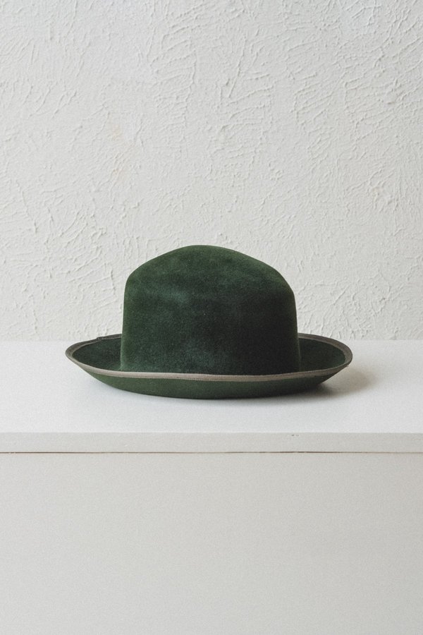 CASSIE IN VELOUR FELT | Garmentory