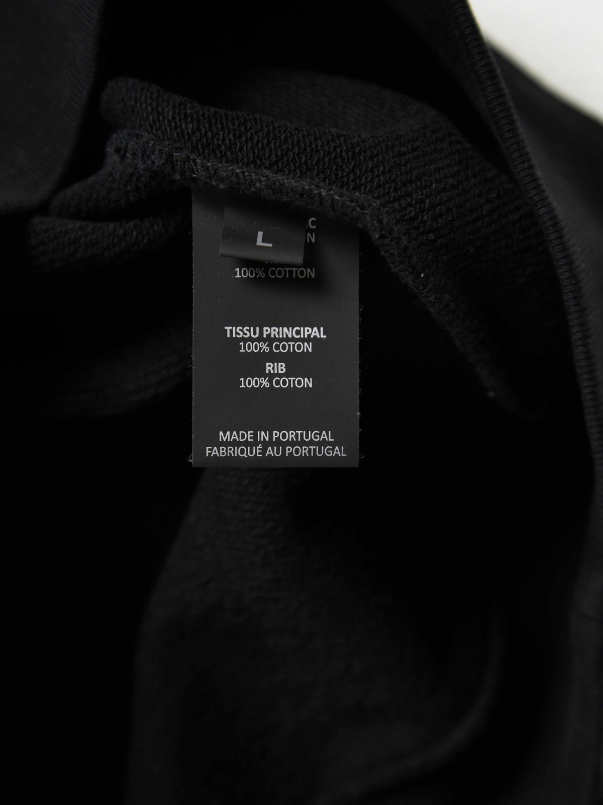 Vetements-Male-Global-Mind-