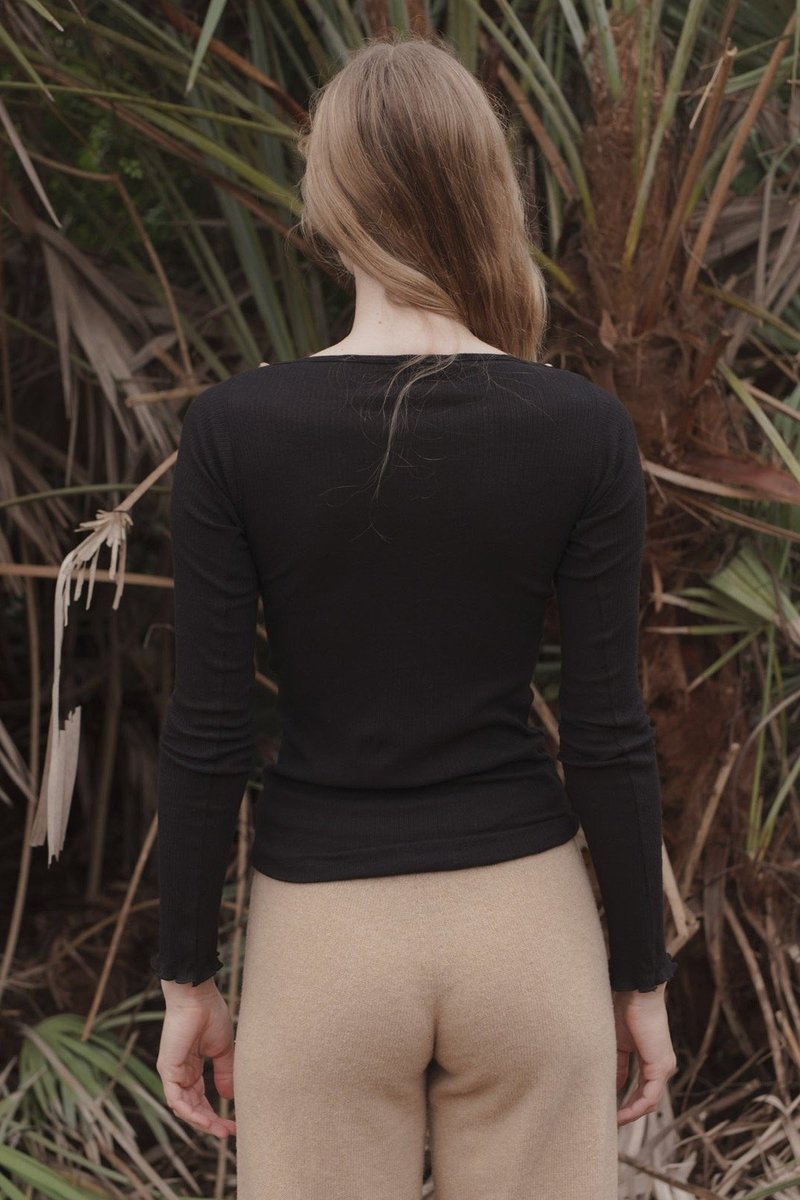 Baserange Tav Long Sleeve - Black | Garmentory