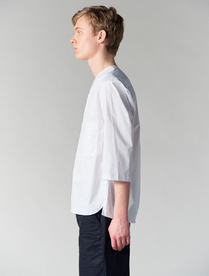【関税込み】LEMAIRE オフホワイト Vネックシャツ LEMAIRE - 【残り一点】V Neck Shirt | ACRMTSM ONLINE STORE