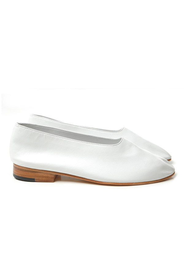 Martiniano WHITE LEATHER GLOVE SHOE | Garmentory