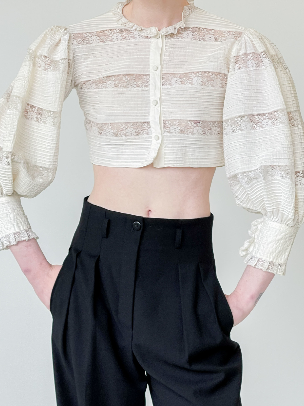 Vintage Victorian Puff Sleeve Lace Blouse (XXS) | Garmentory